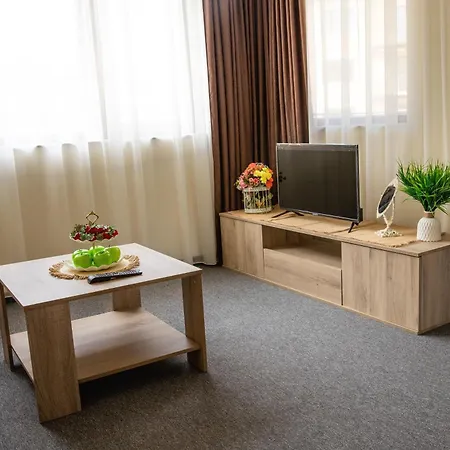 Studio With Balcony Apartment *